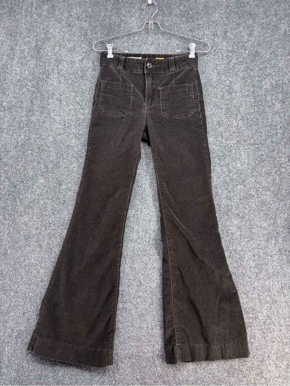 Anthropologie Pilcro The Icon Retro Gray Soft Corduroy Flare Leg Pants Women’s 4
